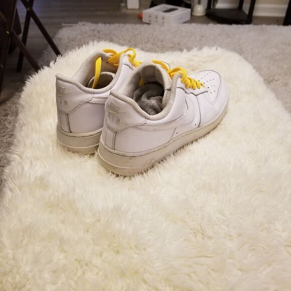 Nike AF1 Air Force One Shoes 8.5 *send offers* - Picture 8 of 11